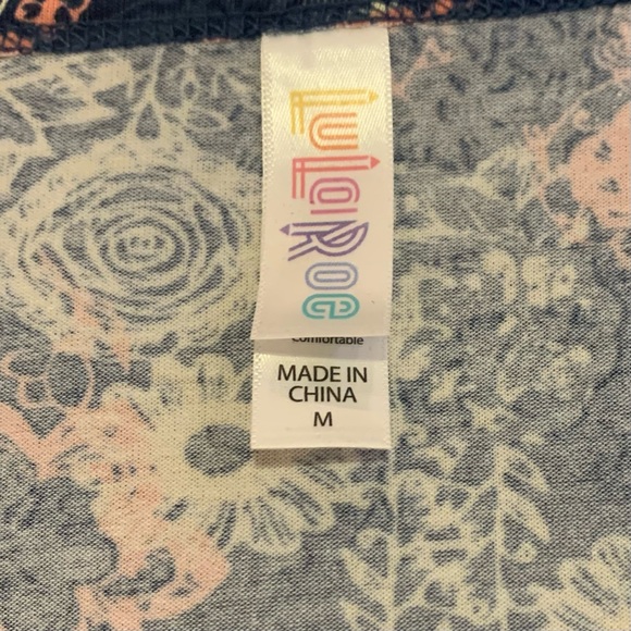 EUC LuLaRoe Perfect T - Medium - Picture 2 of 4